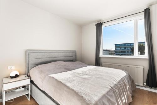 Perfect spacious 2 bedroom apartment near Sky Lagoon