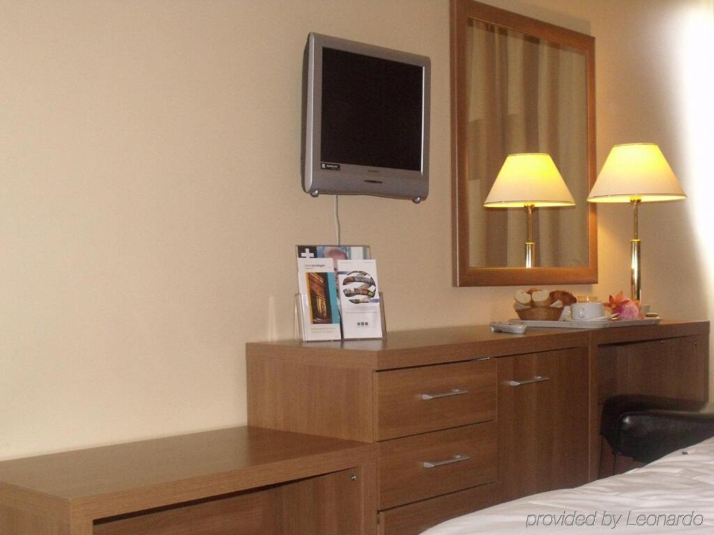 Comfort Hotel Villepinte Sevran in Sevran, France