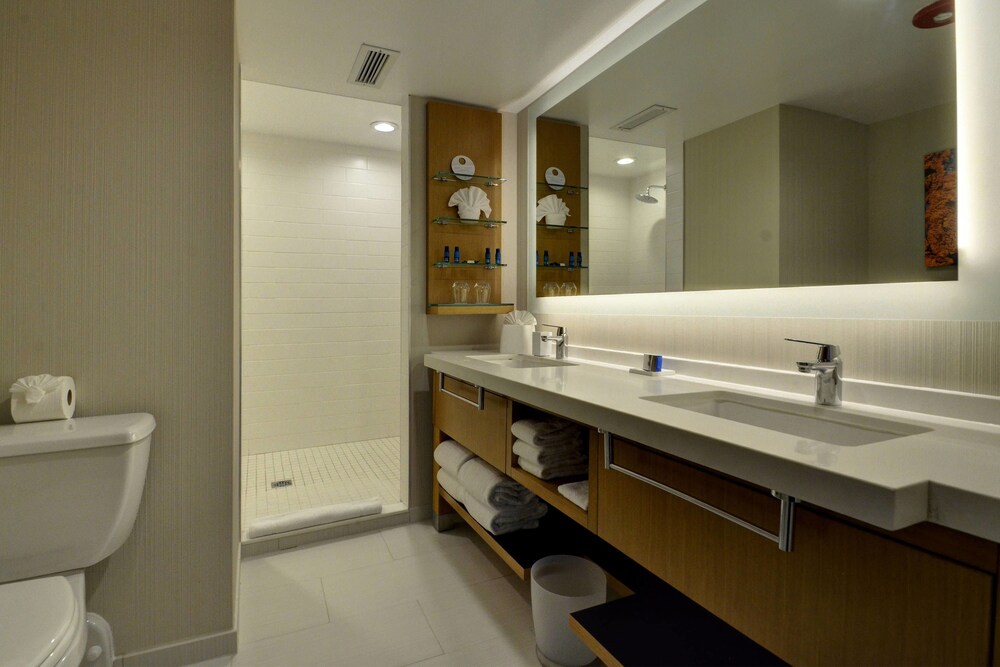 Renaissance Chicago Glenview Suites Hotel - photo 25