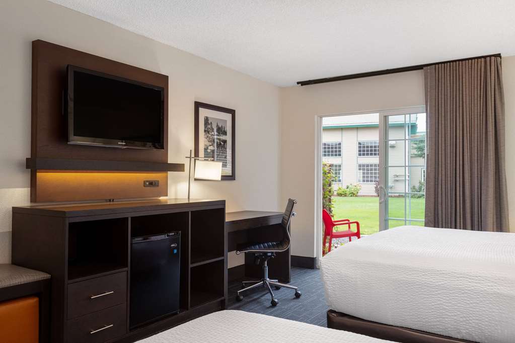 Ramada by Wyndham Spokane Airport - photo 10