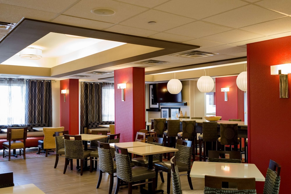 Hampton Inn Oxford West - photo 70
