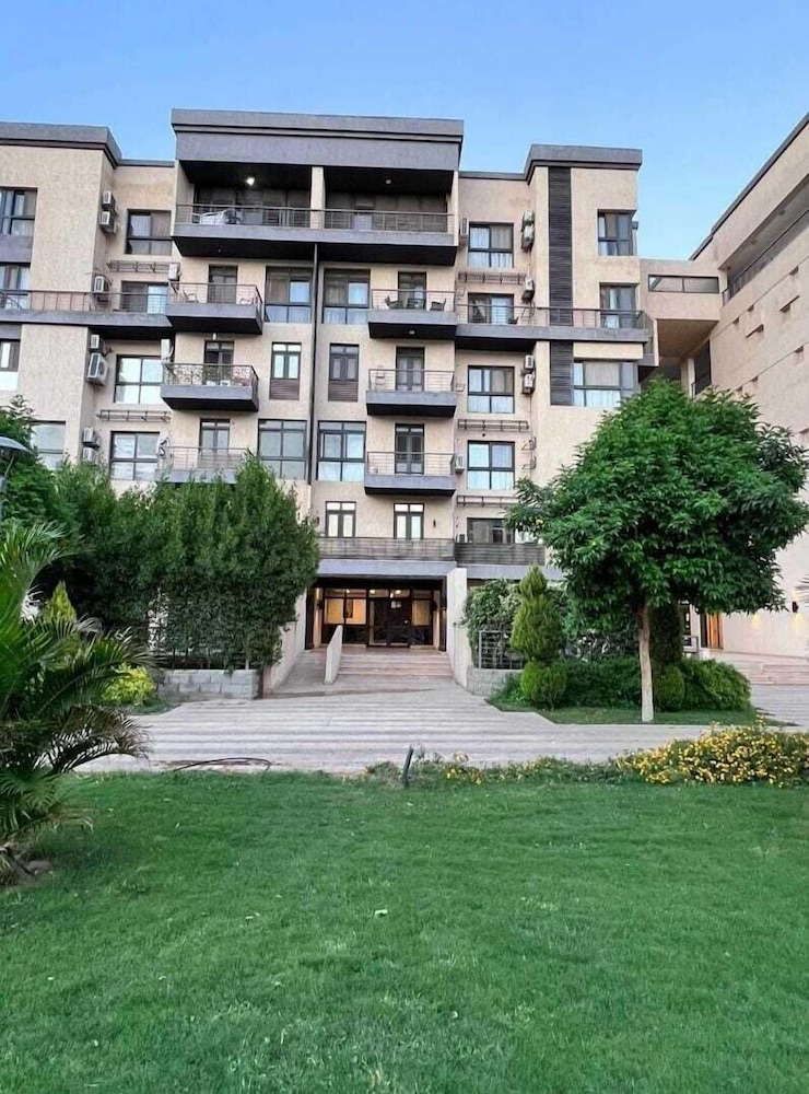 Elegant Hotel Apt in Madinaty B8 in New Cairo, Egypt