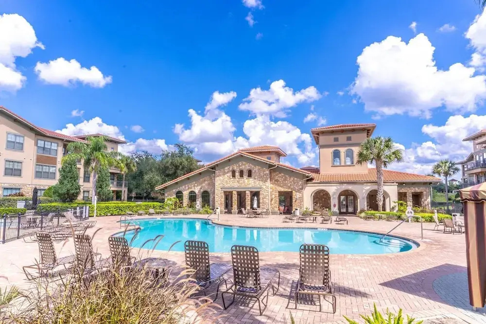 614 Bella Piazza - last minute hotel in Davenport