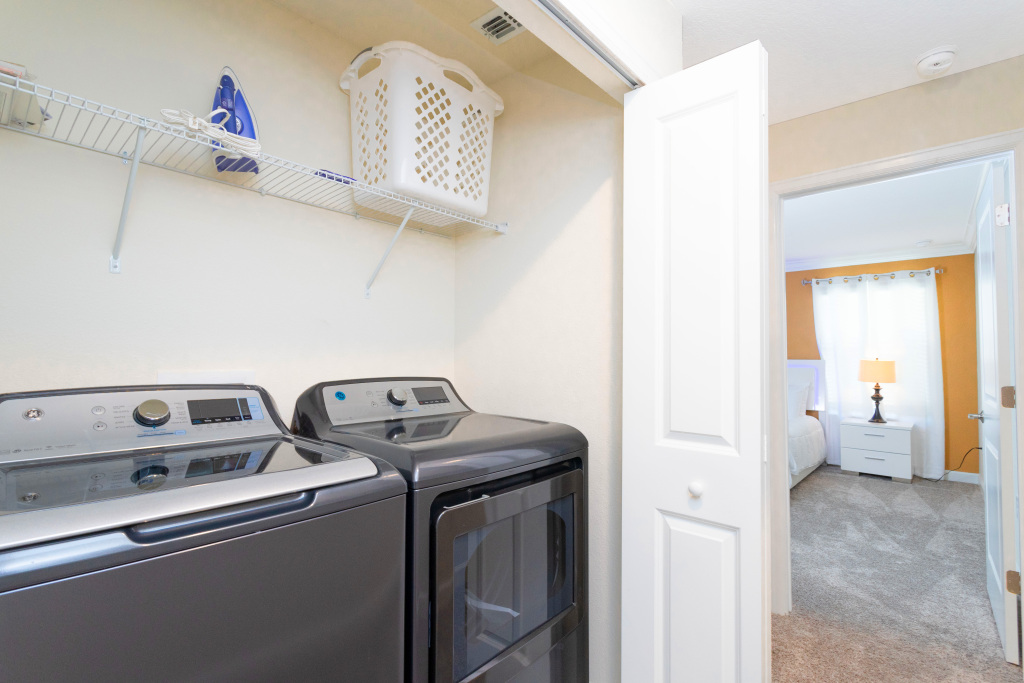 Gorgeous 4 Bd w Pool at Champions Gate Resort 1020 - photo 24