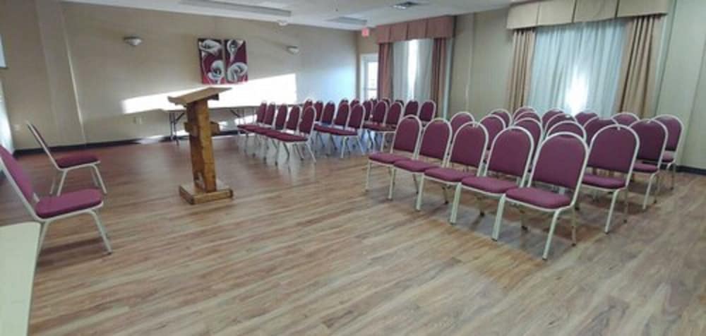 Quality Inn Fayetteville near Historic Downtown Square - photo 50