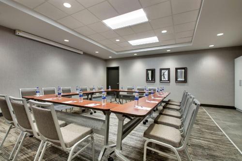 Hyatt Place Iowa City Downtown - photo 2