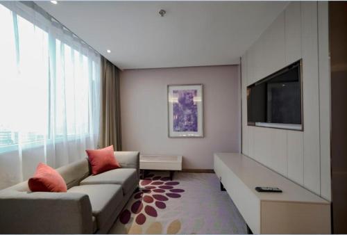 Lavande Hotel Yishui Wande Plaza — 4-Star Luxury Hotel in Linyi, People's Republic of China