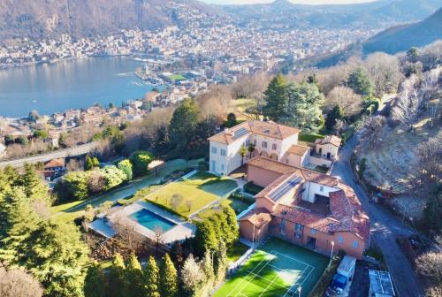 Como Lake Villa Maderni lake view — 4-Star Luxury Hotel in Cavallasca, Italy