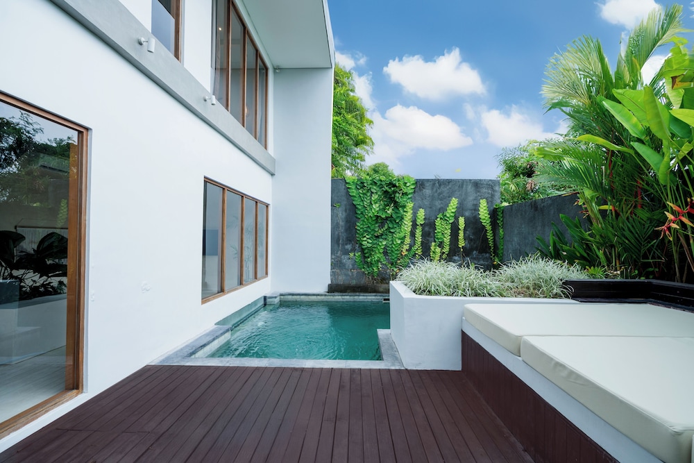 Octo 3 Villa by Betterplace — 4-Star Luxury Hotel in Canggu, Indonesia