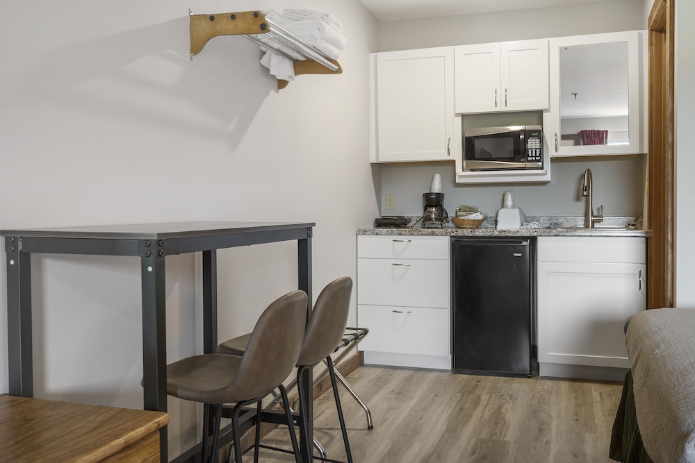 White Wing Lodge - photo 20