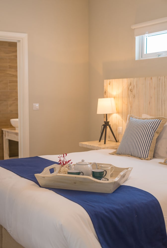Le Nautique Luxury Beachfront Apartments — Anse Royale — photo 5