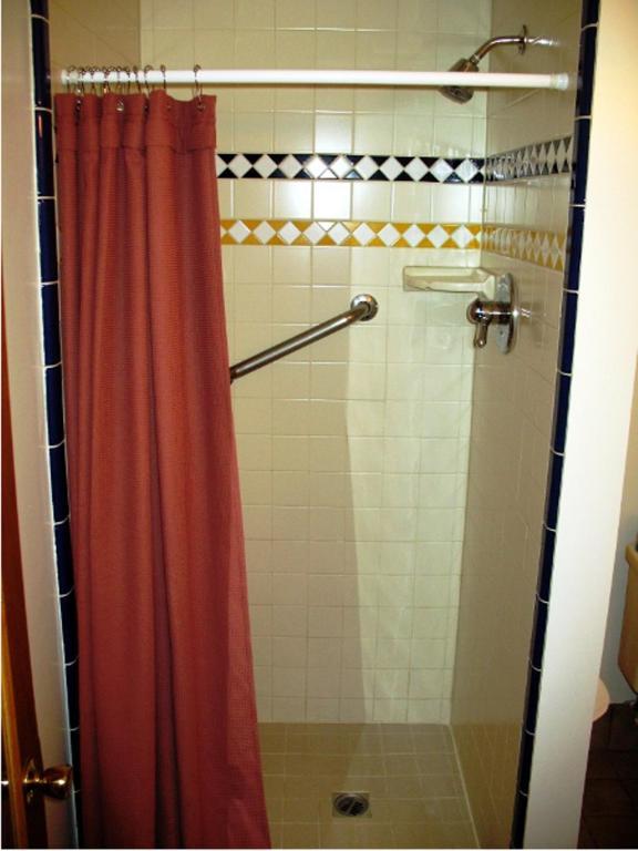 Golden West Motel - photo 29