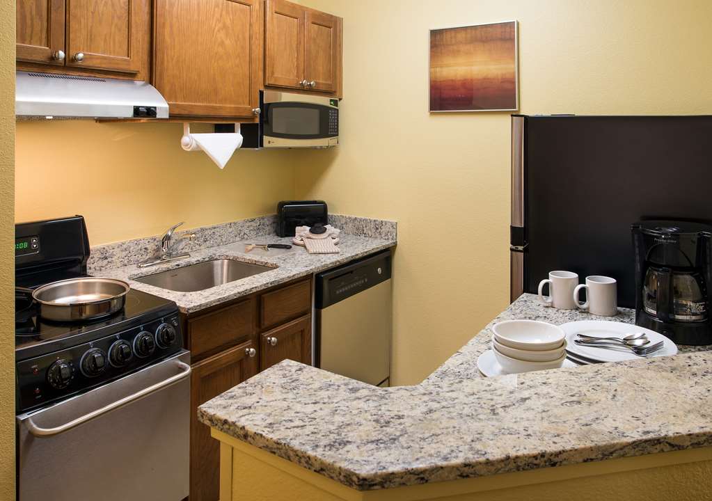 Sonesta Simply Suites Detroit Novi - photo 22