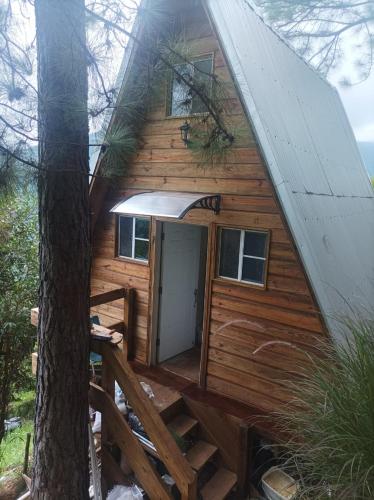 Ridge View Cottage Blue Mountain Wilderness Retreat — 4-Star Luxury Hotel in Port Antonio, Jamaica