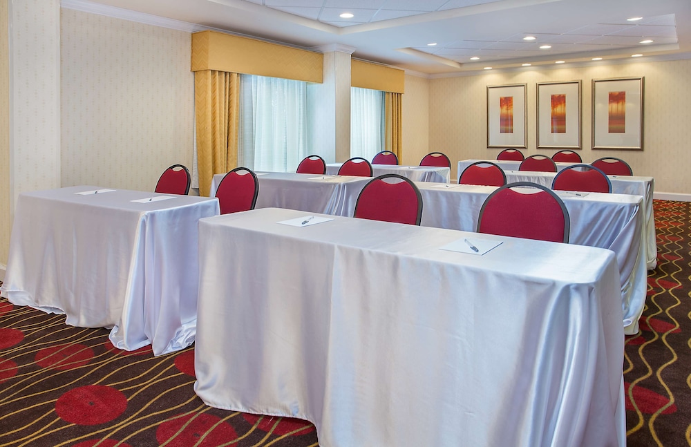 Hampton Inn Conyers - photo 53