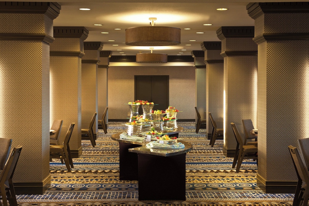 Sheraton Anchorage Hotel - photo 90