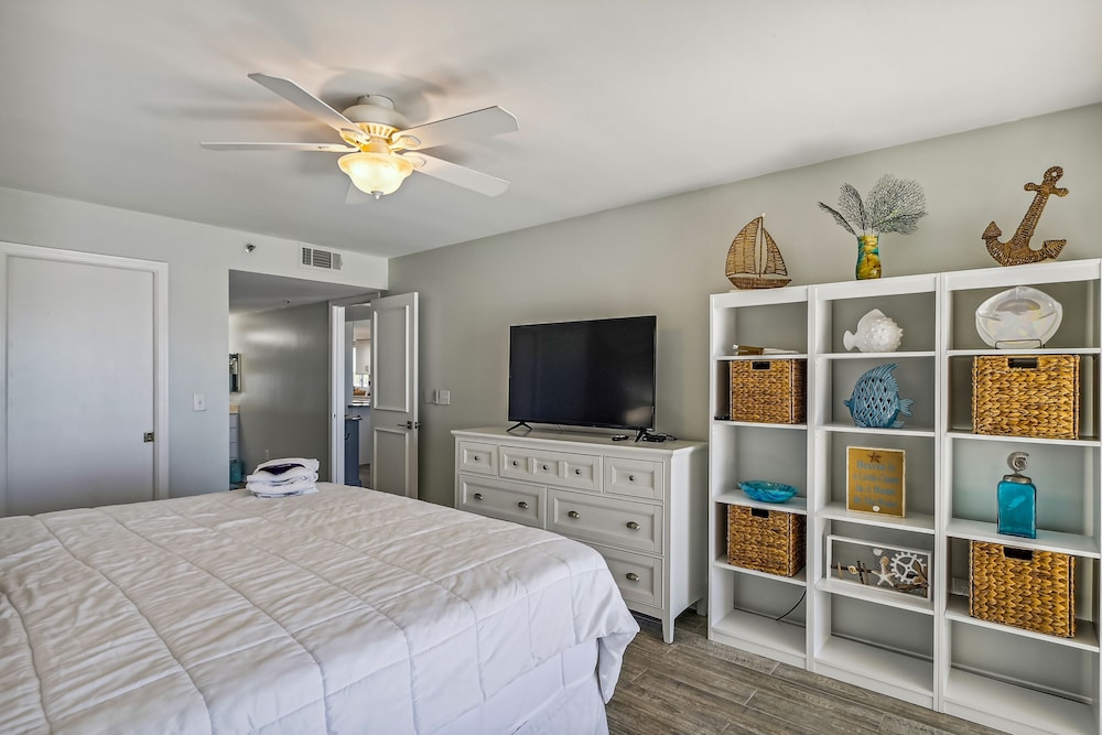 Destin Towers 61 2 Br Condo - photo 6