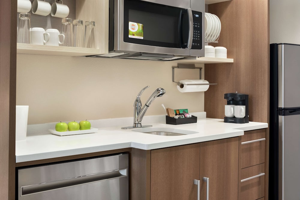 Home2 Suites by Hilton Overland Park - photo 23