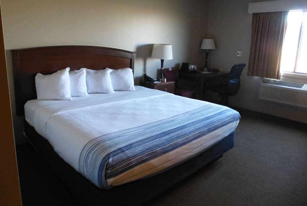 AmericInn by Wyndham Mitchell - photo 10