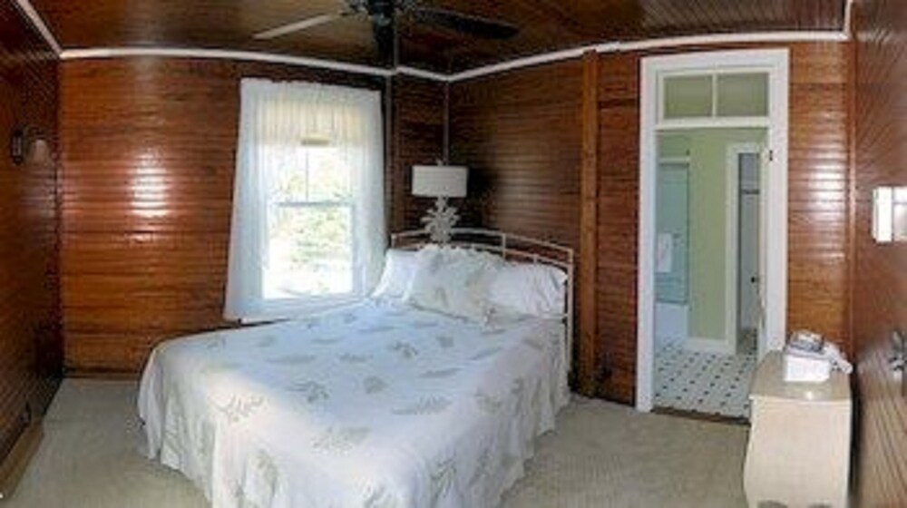 Grey Havens Inn - photo 8