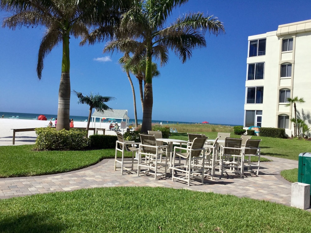 Island House Beach Resort 9N by RedAwning - photo 21