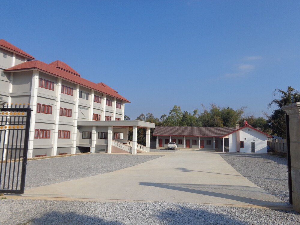 Phouluang Hotel — hotel in Muang Phonsavan