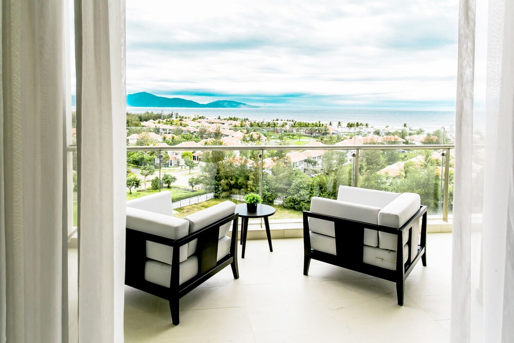 Ocean Apartment — 5-Star Luxury Hotel in Da Nang, Vietnam