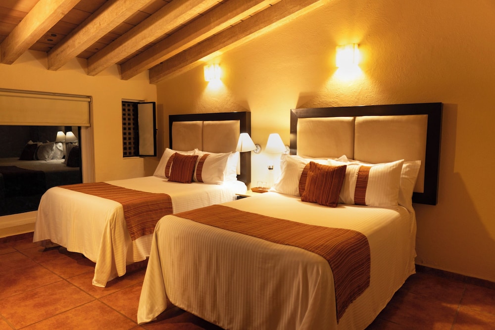 Hotel Misión Grand Valle De Bravo
