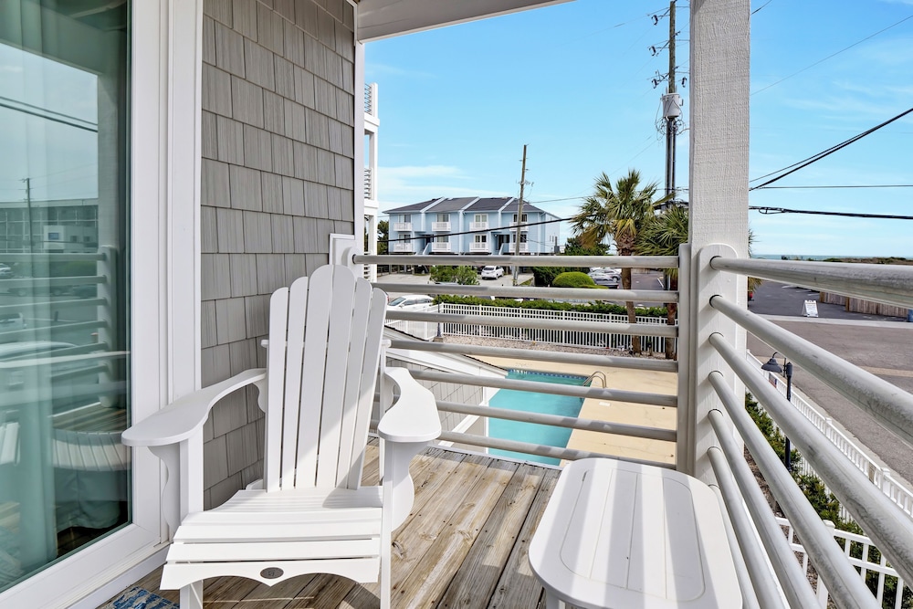 Sandpeddler Inn & Suites - photo 208
