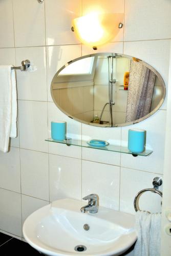 50 Meters To the Beach 3 Bedroom Appartment