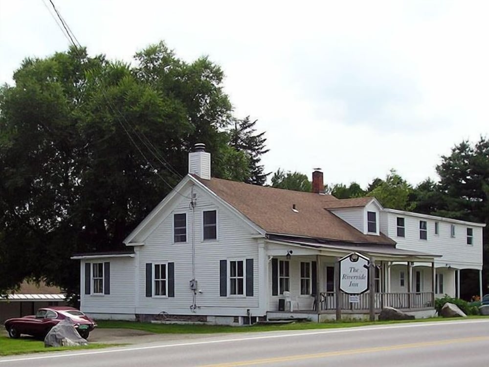 The Riverside Inn - photo 37