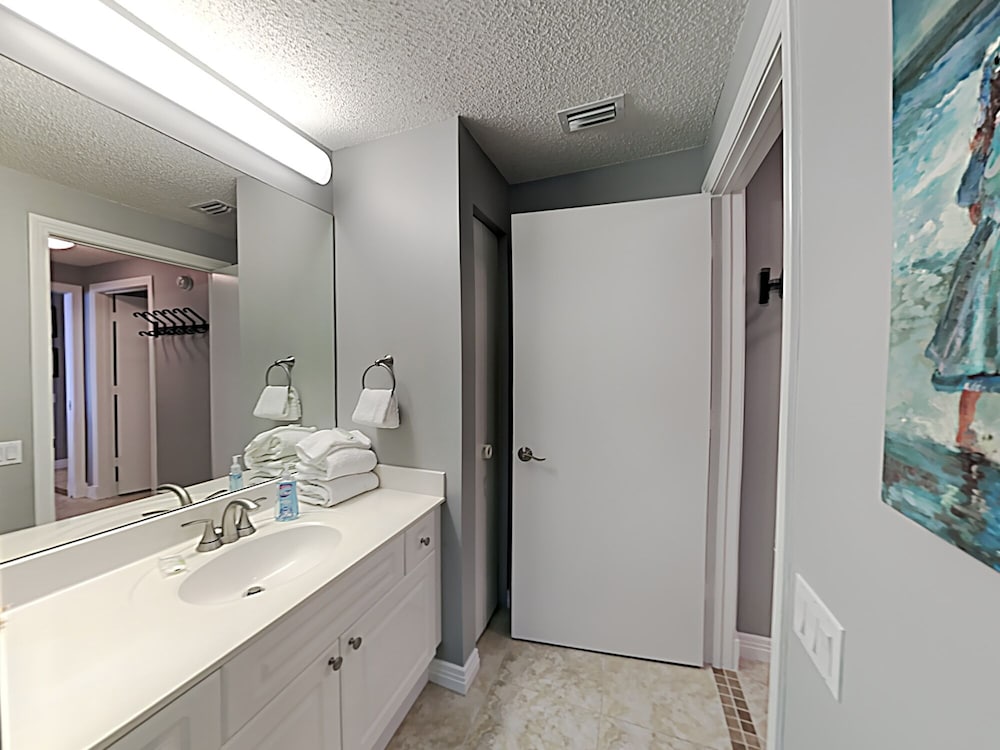 Beach Colony Resort West by Southern Vacation Rentals - photo 31