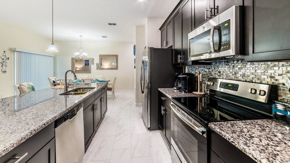 Grhmvd1564 Champions Gate Resort 4 Bed 3 Baths Townhouse - photo 20