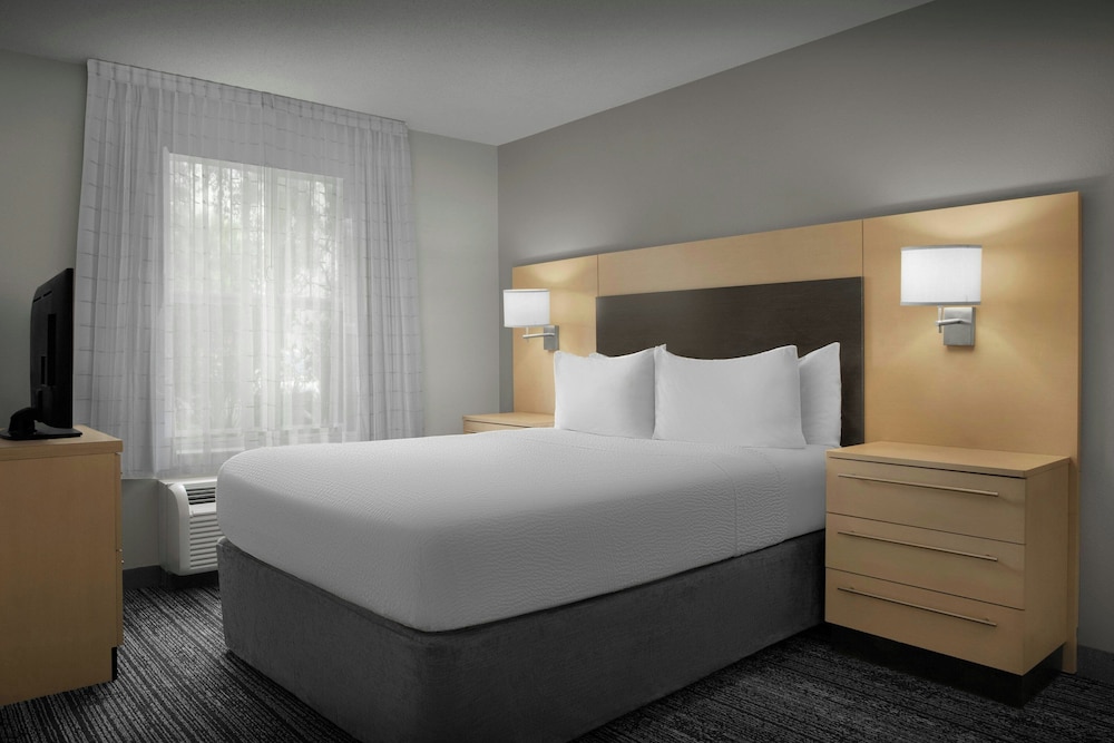 TownePlace Suites by Marriott Pensacola - photo 6