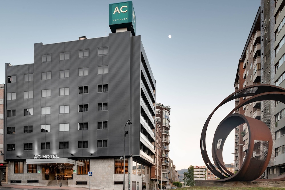 AC Hotel Ponferrada by Marriott — 4-Star Luxury Hotel in Ponferrada, Spain