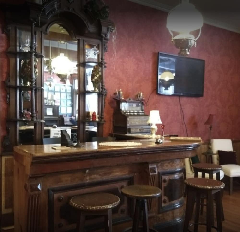 The Dutch Flat Hotel - photo 112