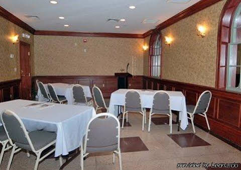 The Governor Dinwiddie Hotel - photo 8
