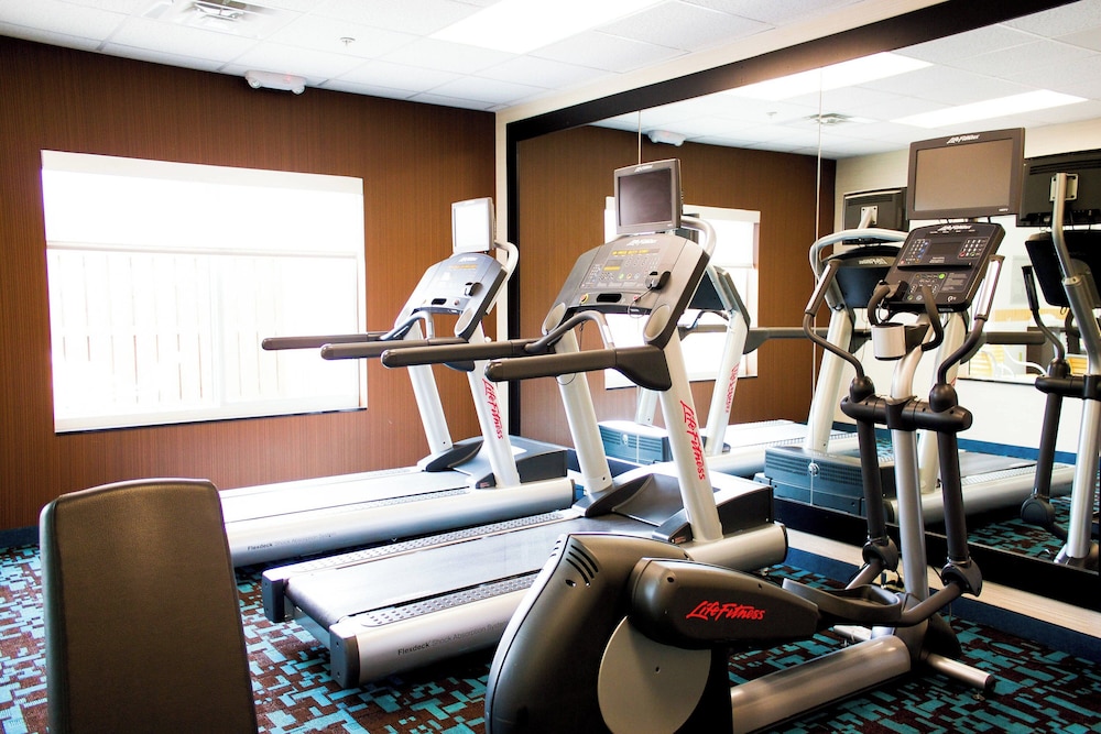 Fairfield Inn & Suites Hutchinson - photo 29