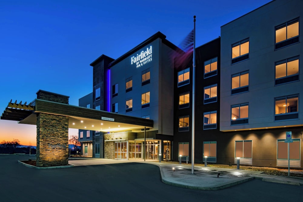 Fairfield Inn & Suites by Marriott Klamath Falls - photo 46