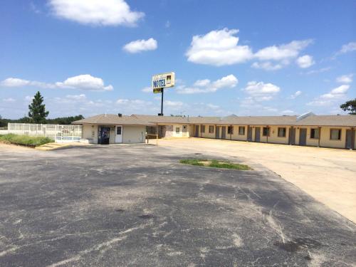 Lake Shore Motel - photo 28