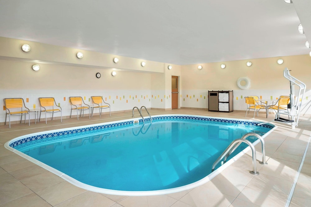 Fairfield Inn & Suites by Marriott Lima - photo 17