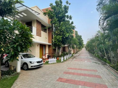 BareFootBay Villa with Private Beach Access — 4-Star Luxury Hotel in Chennai, India