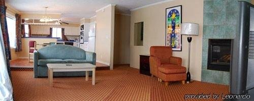FairBridge Inn Express Wisconsin Dells - photo 11