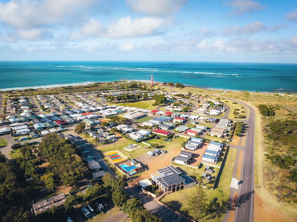 Belair Gardens Caravan Park — hotel in West End