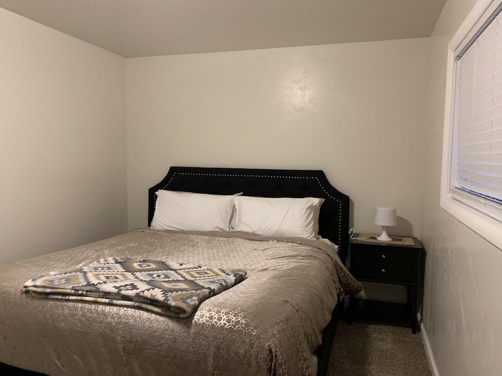 Kingston East - photo 26