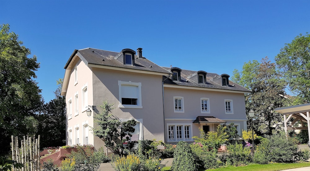 La Roseraie — 4-Star Luxury Hotel in Sentheim, France