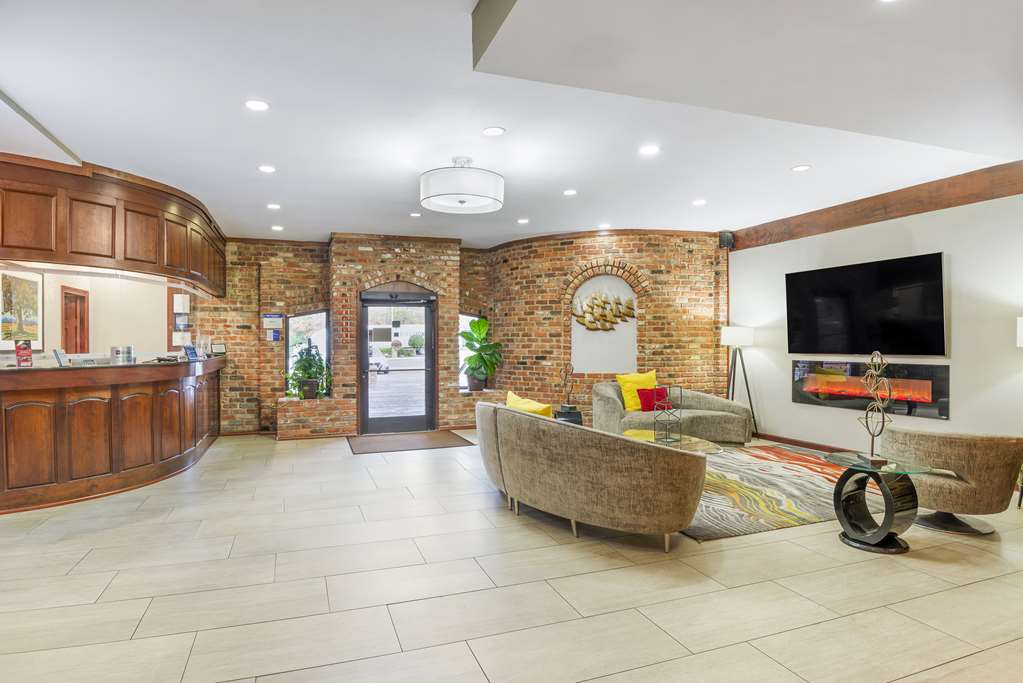 Best Western Plus Governor's Inn - photo 3