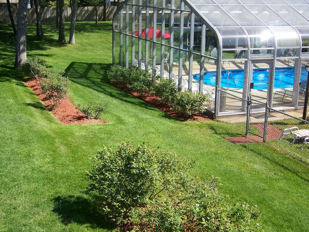 Colonial Village - photo 22