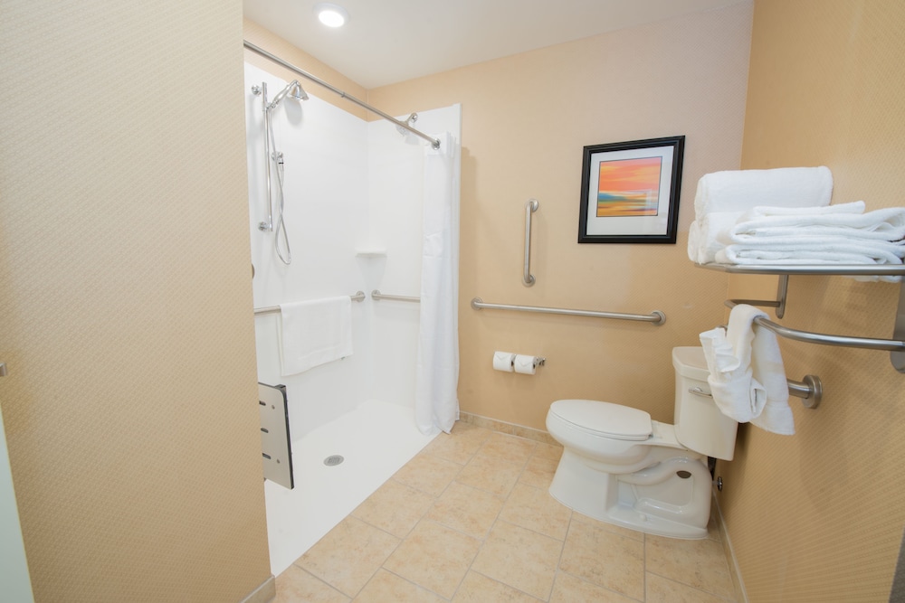 Holiday Inn Bismarck by IHG - photo 33