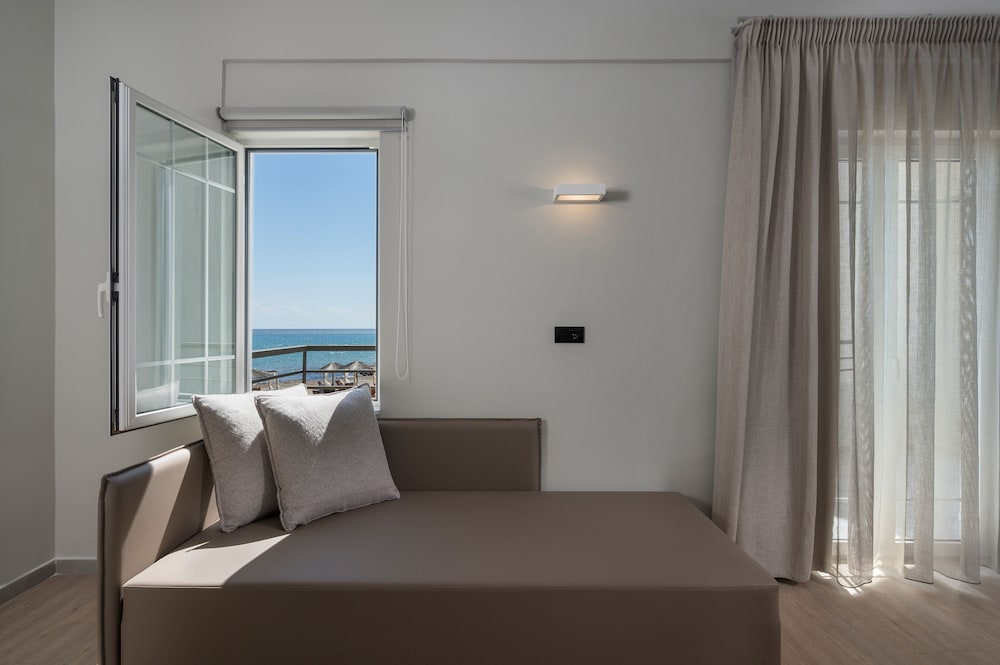 Mare Blue & Suites — Georgioupolis — photo 5